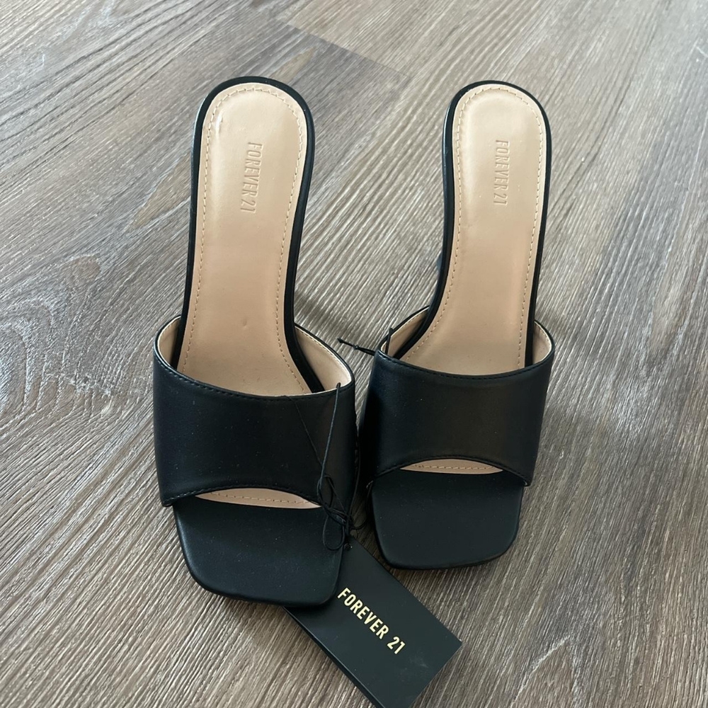 Forever 21 Black Women's Mules